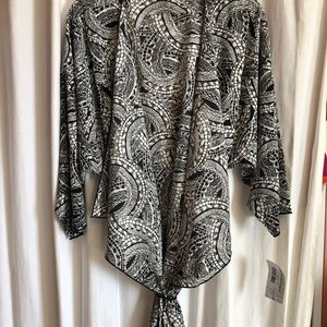 NWT Lularoe Shirley Large black and white